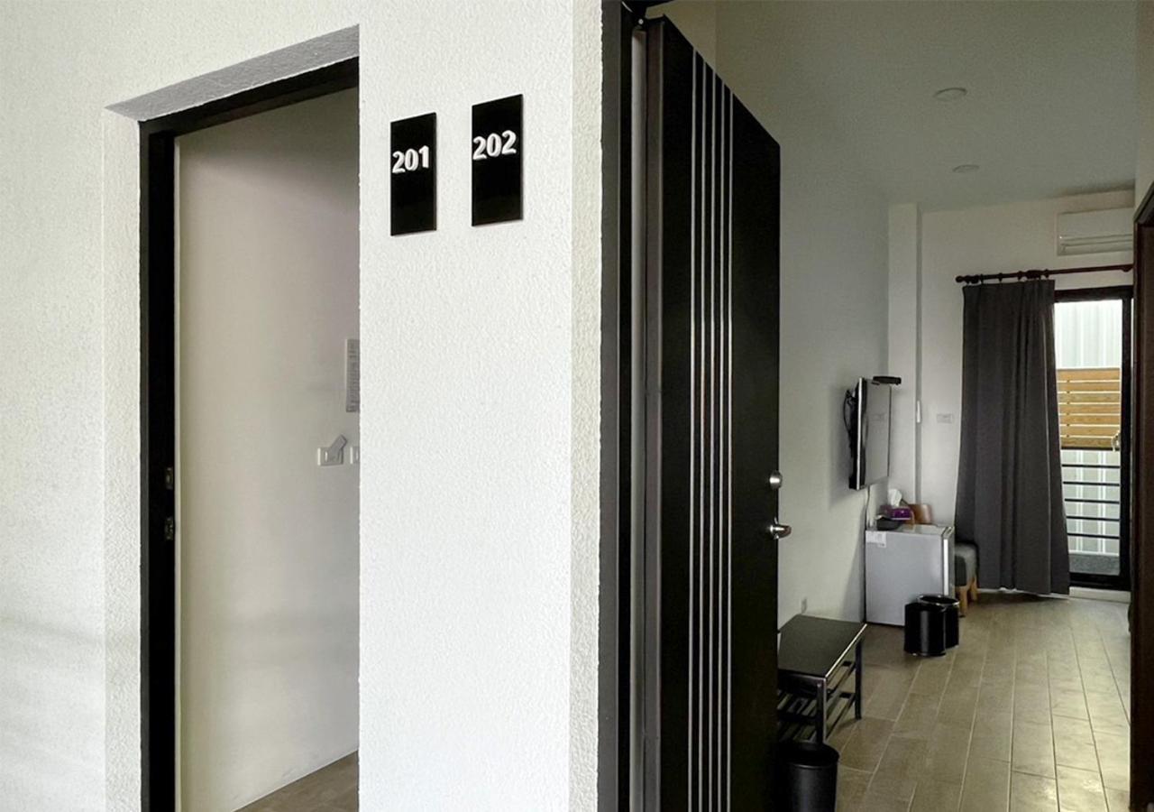 שייאו ליוקיו Happy Guesthouse מראה חיצוני תמונה